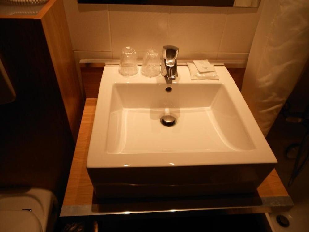 Jill Hotel Brussels Saint-Gilles Екстер'єр фото